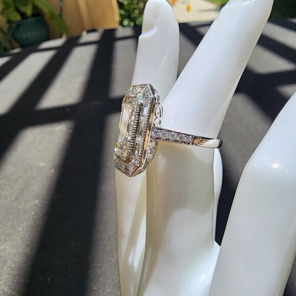 Art Deco 9.82 cts Emerald cut Lab diamond with custom 14k White gold setting 💍 - Picture 8 of 13